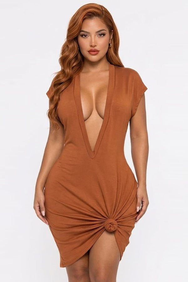 Women's rust plunge short sleeve ruched bodycon mini dress