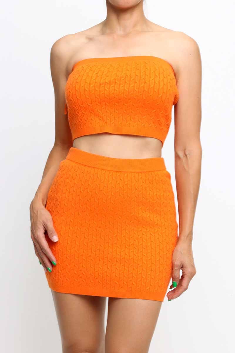 Mini skirt set side view