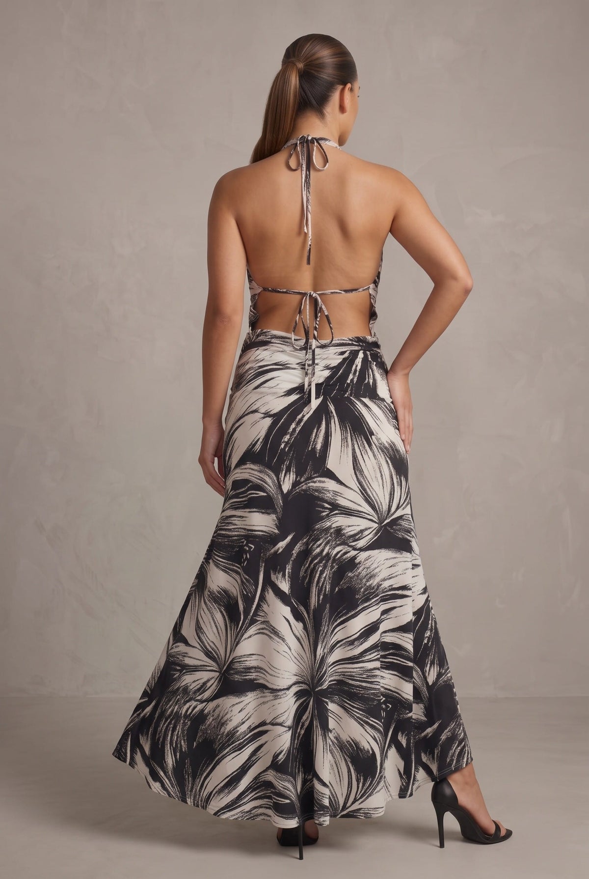 Women's Noir Mirage Abstract Print Plunge Halter Ruched Slit Maxi Dress – back view