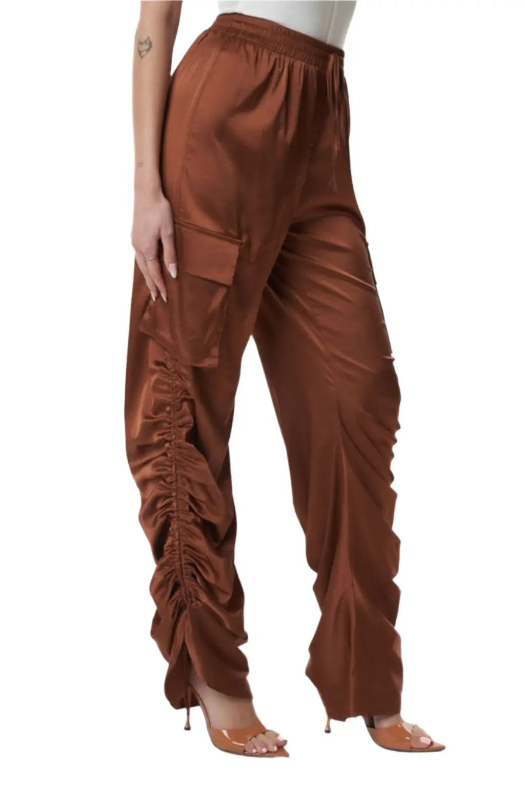 Satin cargo pants outfit view - Epicplacess