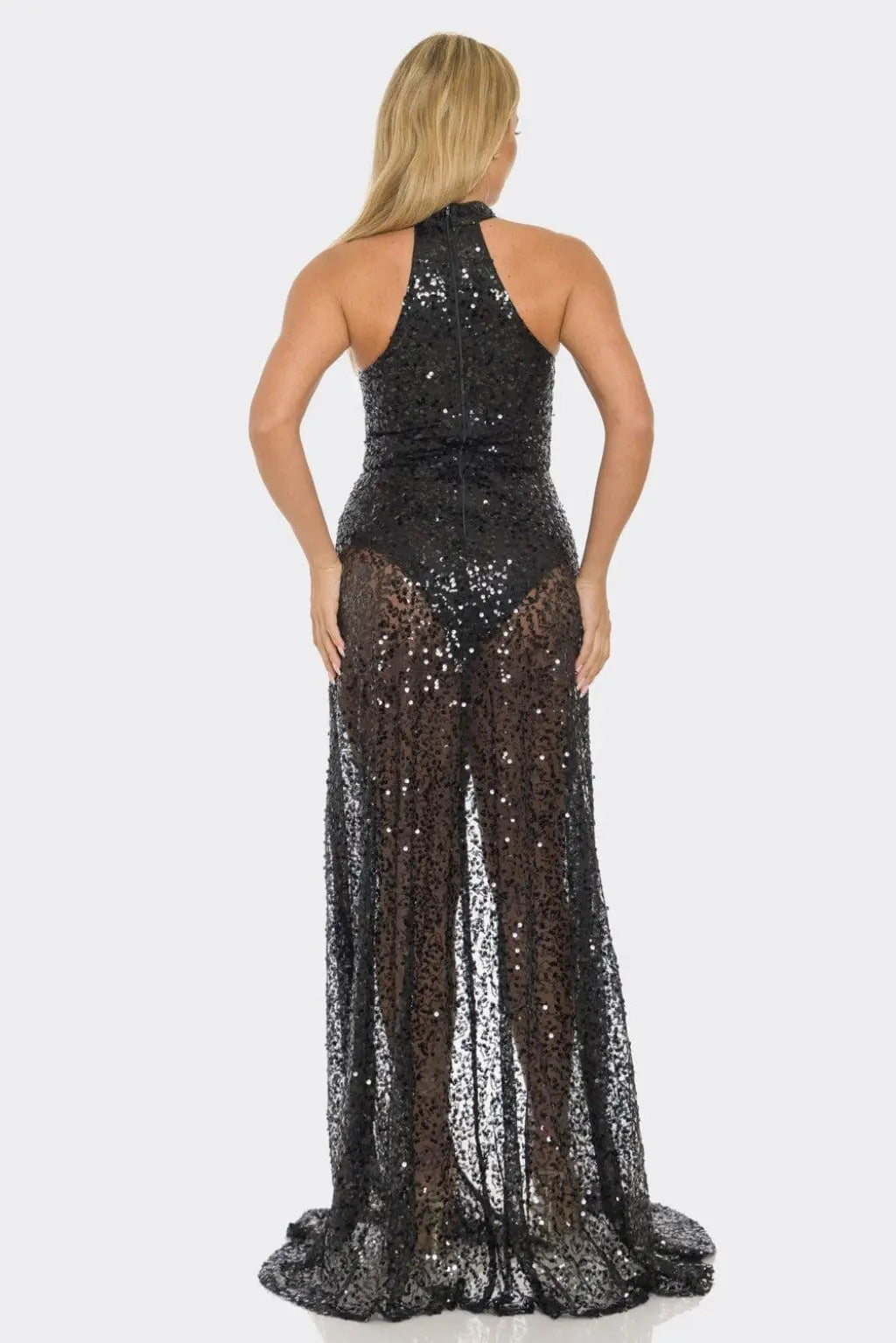 Velvet maxi dress close detail - Epicplacess