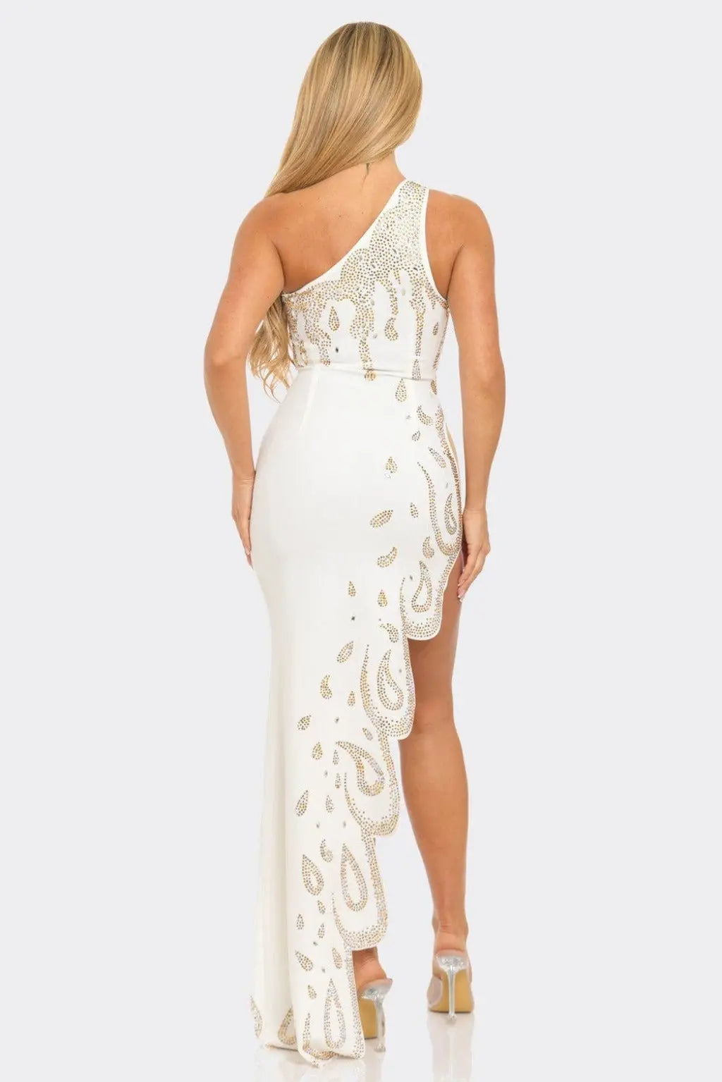 Crochet maxi dress front view - Epicplacess