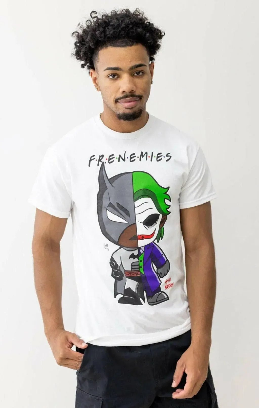 Graphic tee front view - Epicplacess
