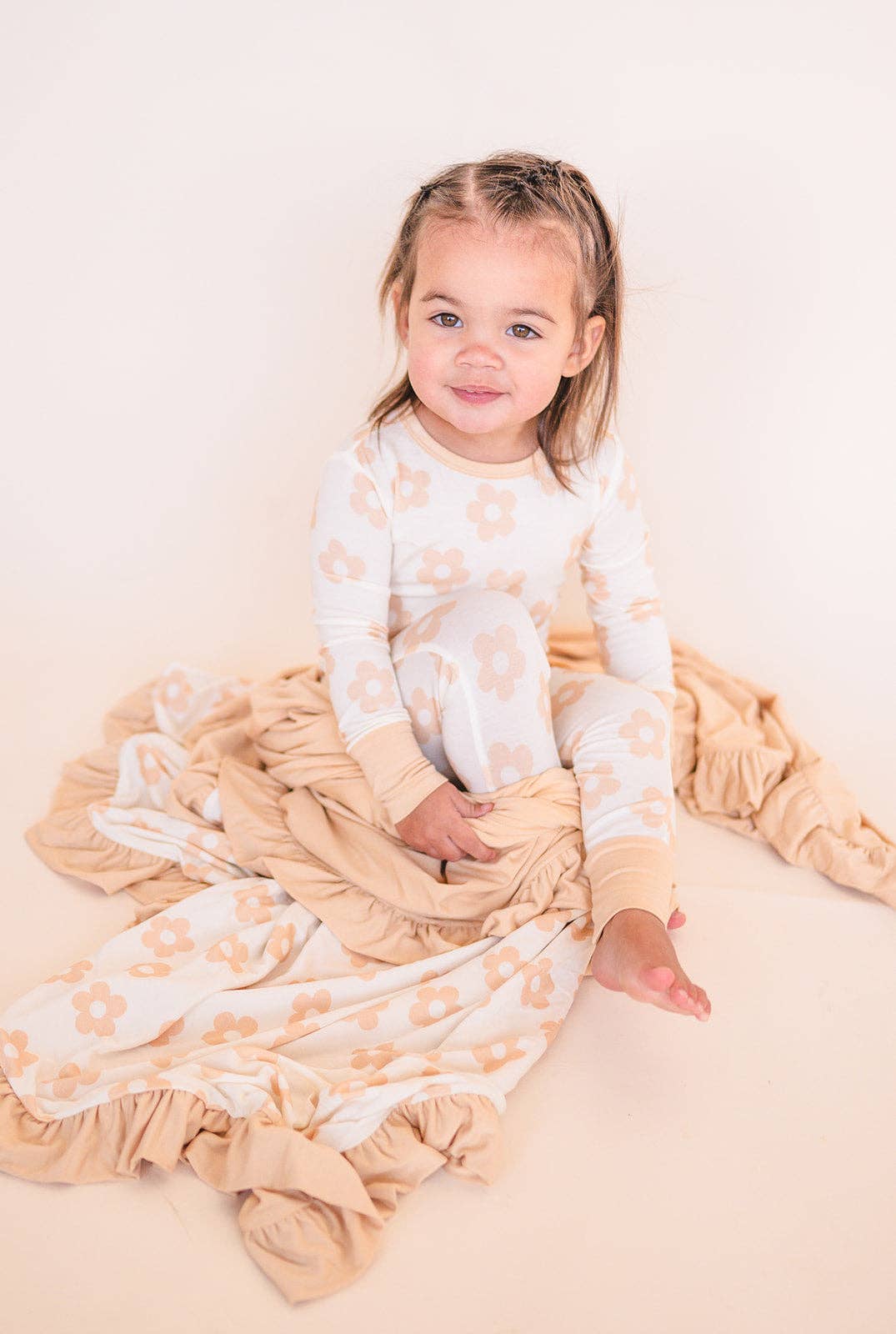 Toddler girls' blush pink daisy print long sleeve bamboo pajama set – view 3