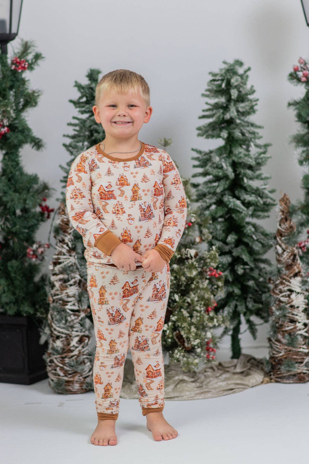 Kids' cream gingerbread print long sleeve bamboo Christmas pajama set – view 2
