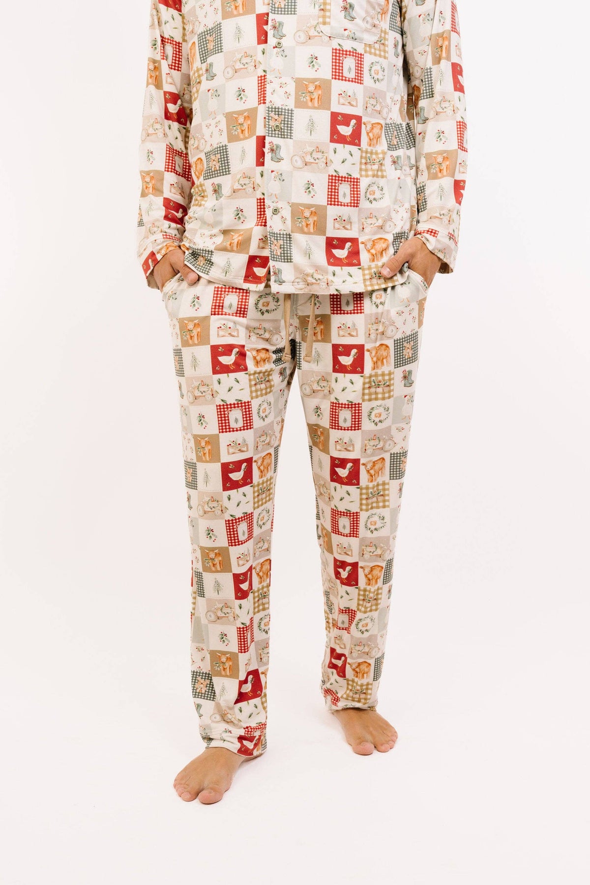 Men's Country Christmas Bamboo Button-Up Pajama Set in country christmas print – alternate view