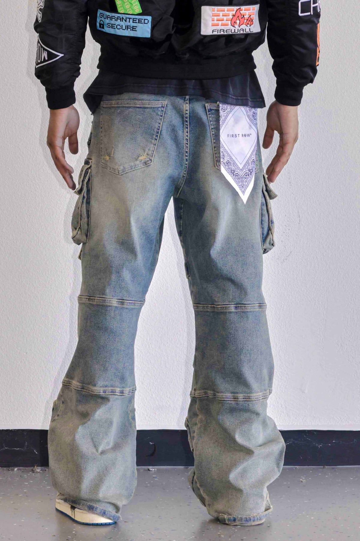 Men's medium stone Y2K wide fit utility cargo jeans