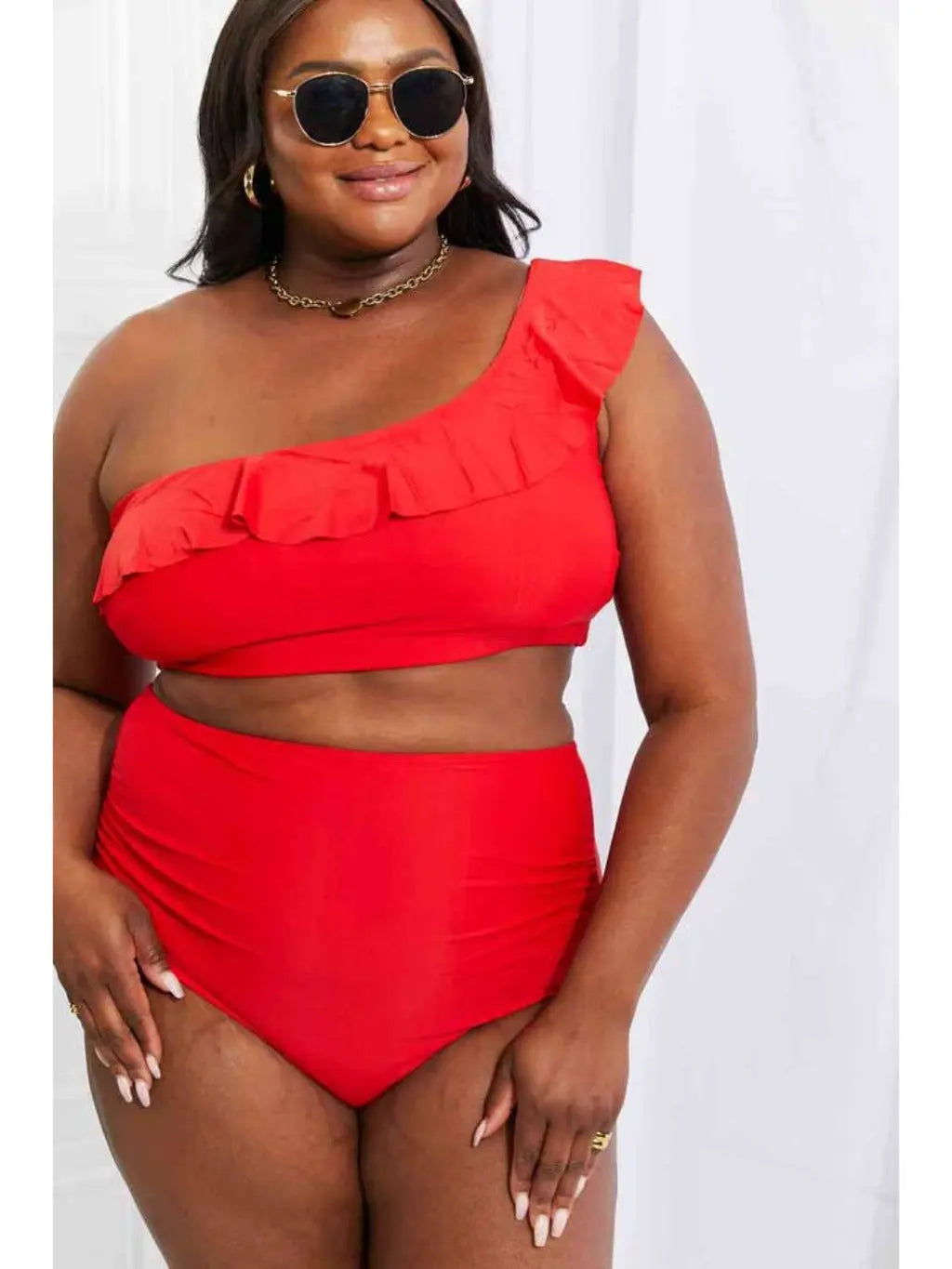 Red swim set front view - Epicplacess