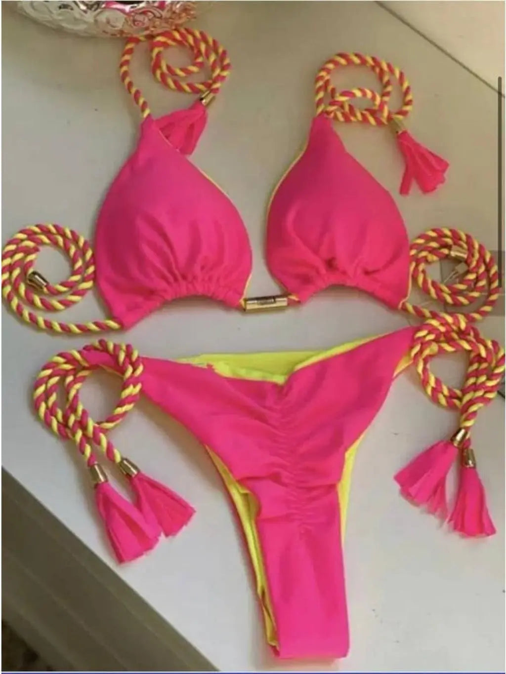 Textured bikini front view - Epicplacess