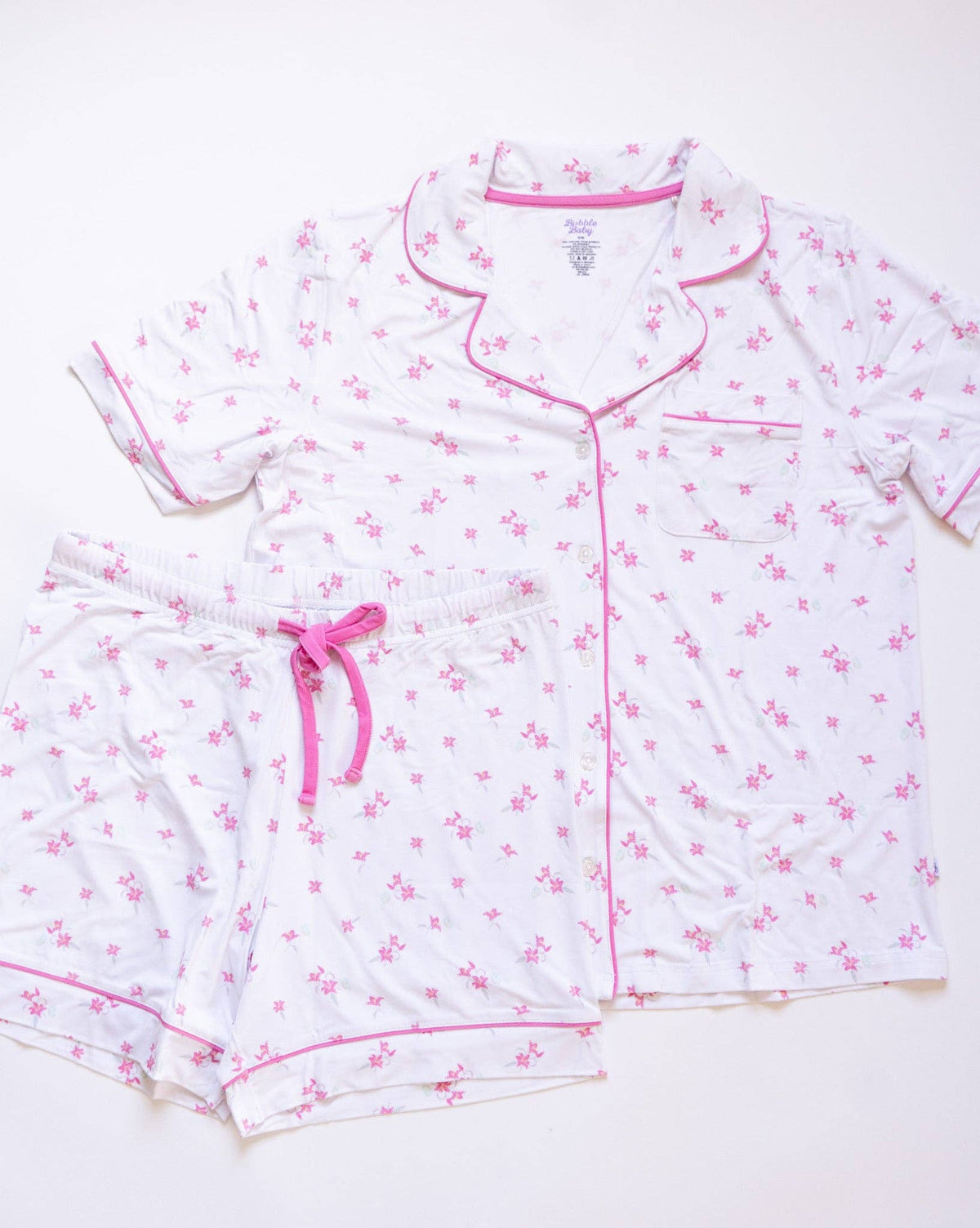 Women's lily floral bamboo button-up pajama short set with contrast piping
