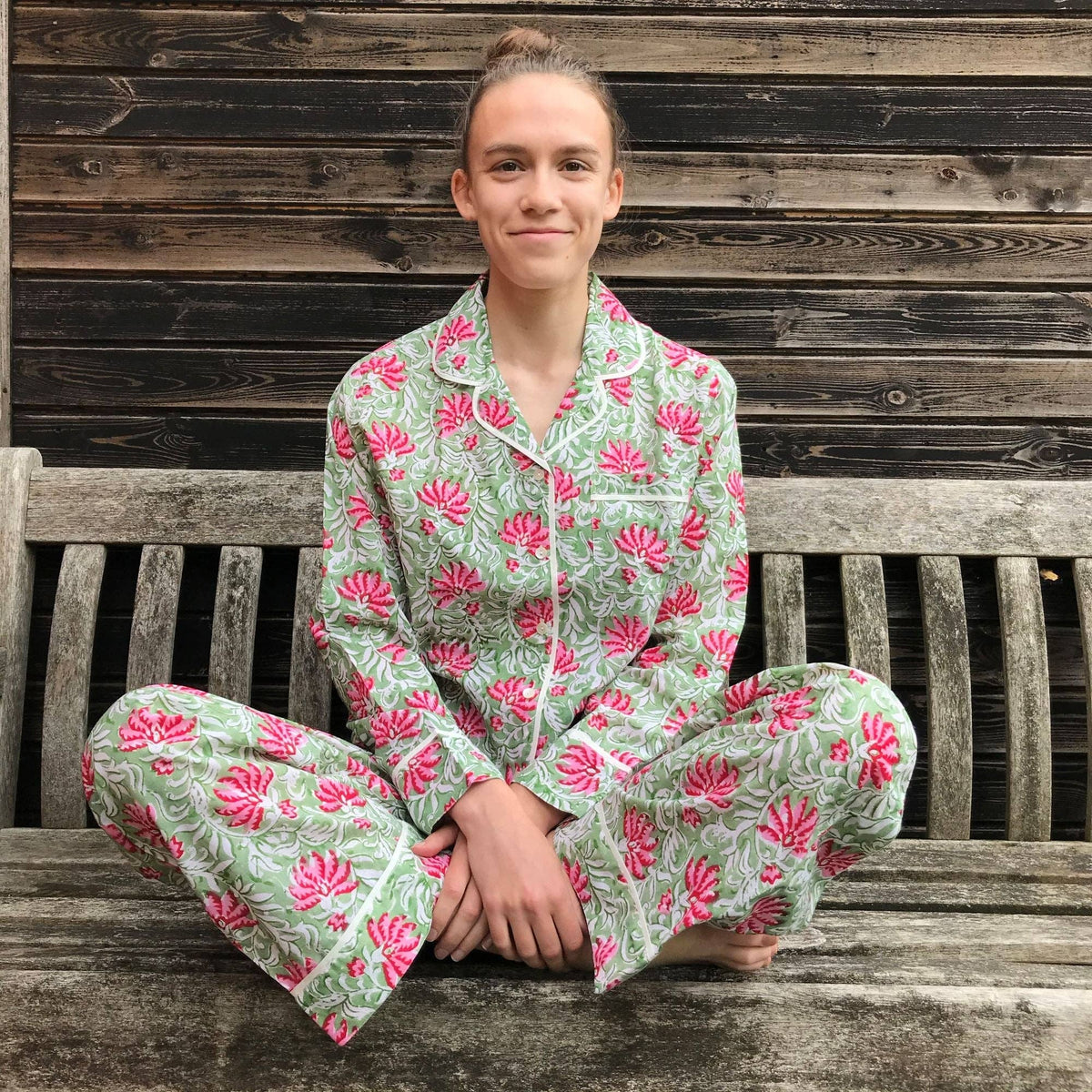 Women's green and pink block print cotton pajama set