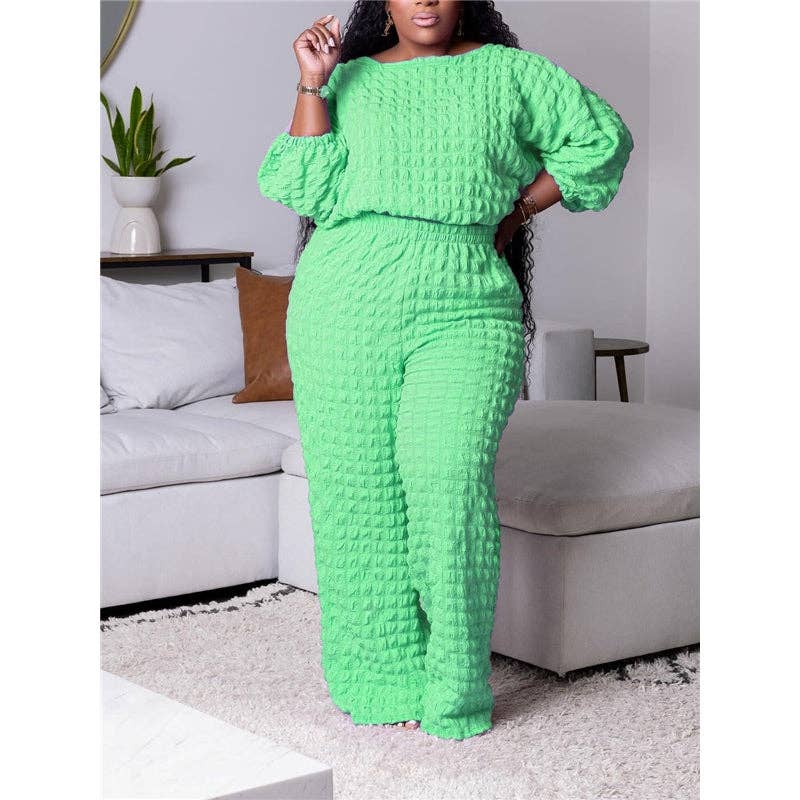 Women's plus size violet three-quarter sleeve top and wide-leg pants set, view 4