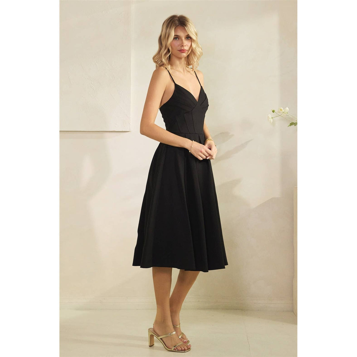 Women's black pleated bust spaghetti strap flared midi dress – view 3