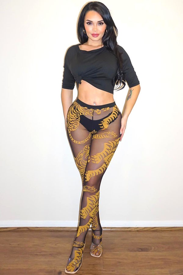 Women's Short Sleeve Crop Top & Lace Leggings Set