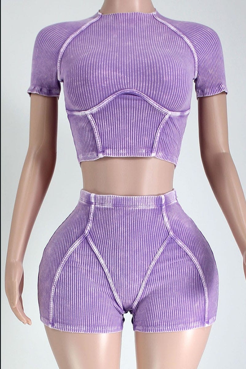 Mock neck shorts set front