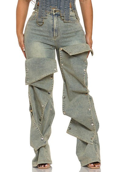 Women's Light Wash Cargo Pocket Wide Leg Jeans - photo 2