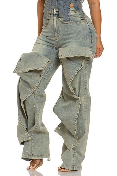 Women's Light Wash Cargo Pocket Wide Leg Jeans