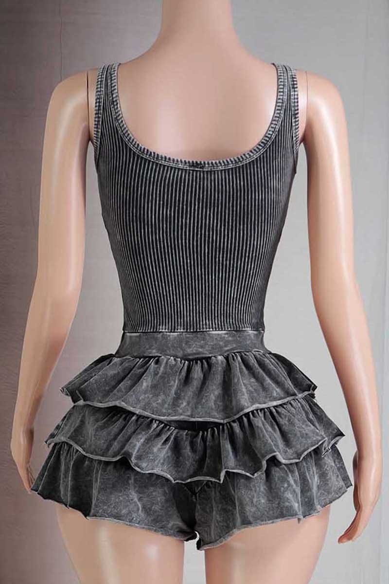 Tiered romper side