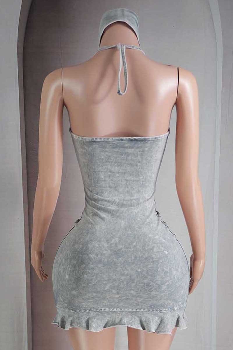 Ruffle hem detail