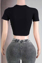 Cropped tee side