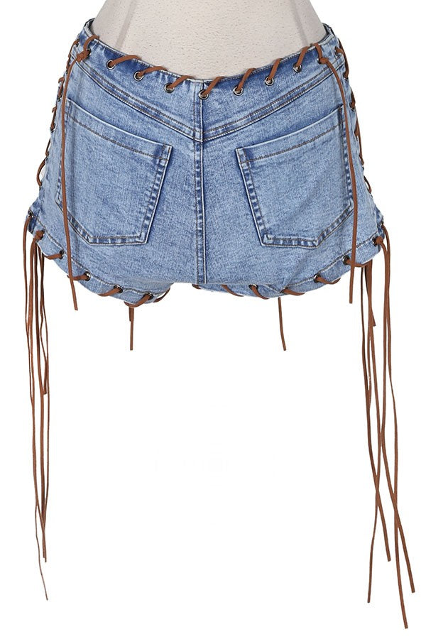 Women's High-Waist Lace-Up Side Light Wash Denim Shorts - photo 4
