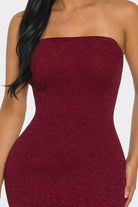 Women's Noir Étreinte Gold Lurex Knit Tube Midi Dress – detail view