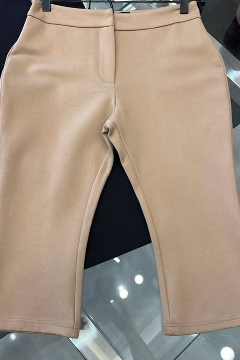Flare capri black