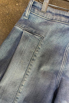 Pleat detail close up