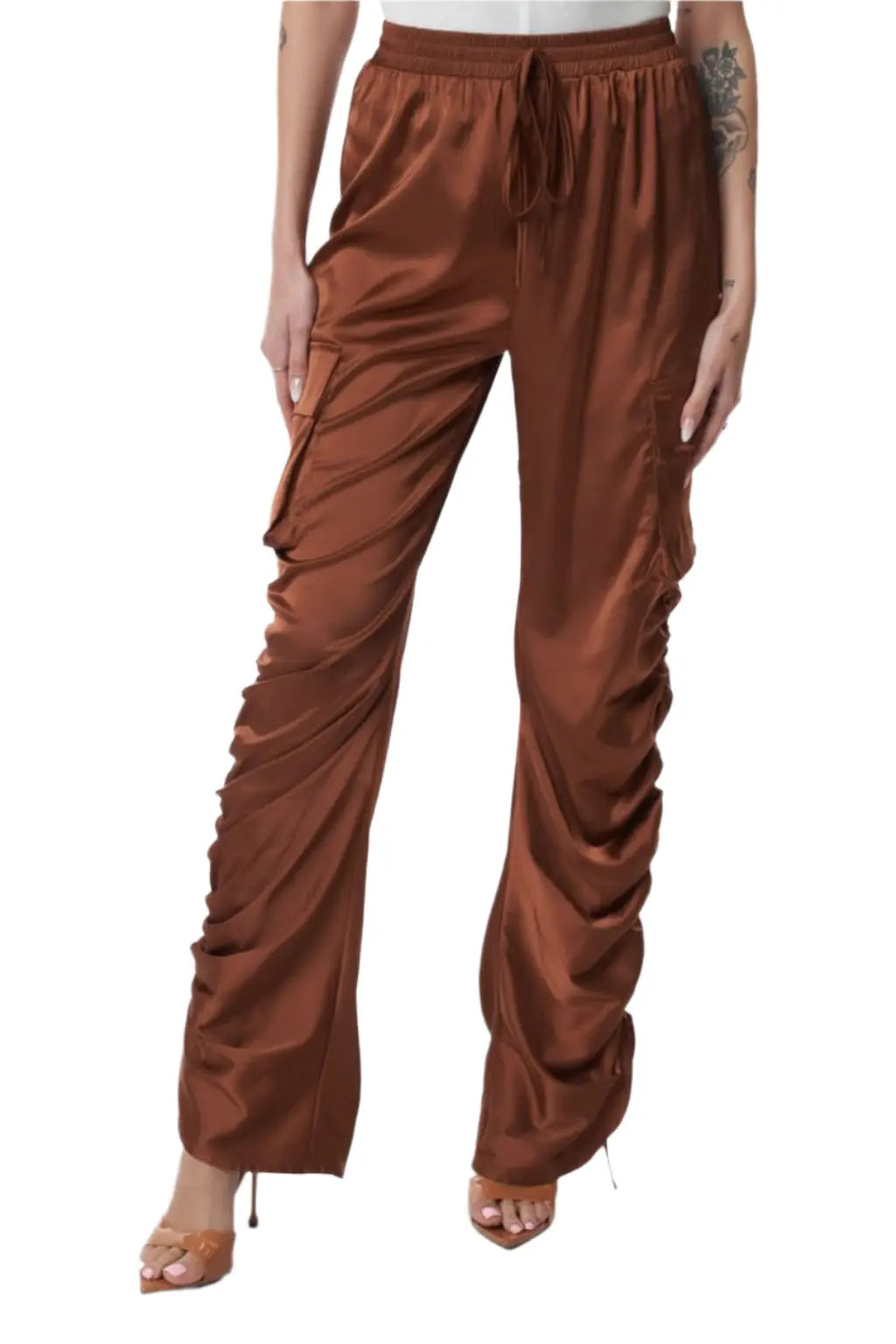 Satin cargo pants front view - Epicplacess