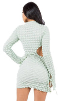 Bubble sleeve dress detail - Epicplacess