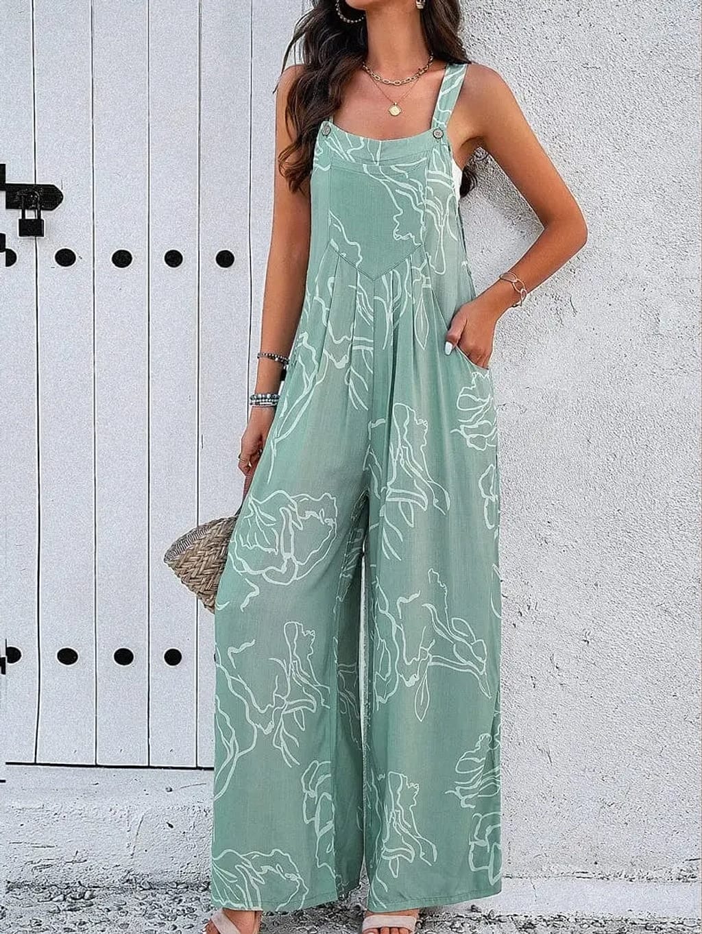 Baggy jumpsuit detail - Epicplacess