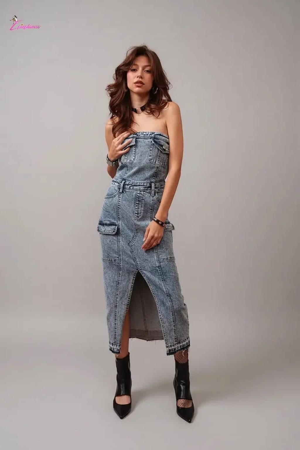 Denim wrap midi dress front view - Epicplacess