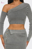 Striped knit skirt detail - Epicplacess