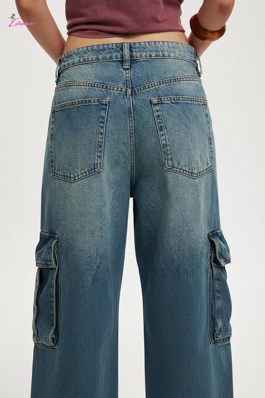 Wide-leg cargo jeans detail - Epicplacess