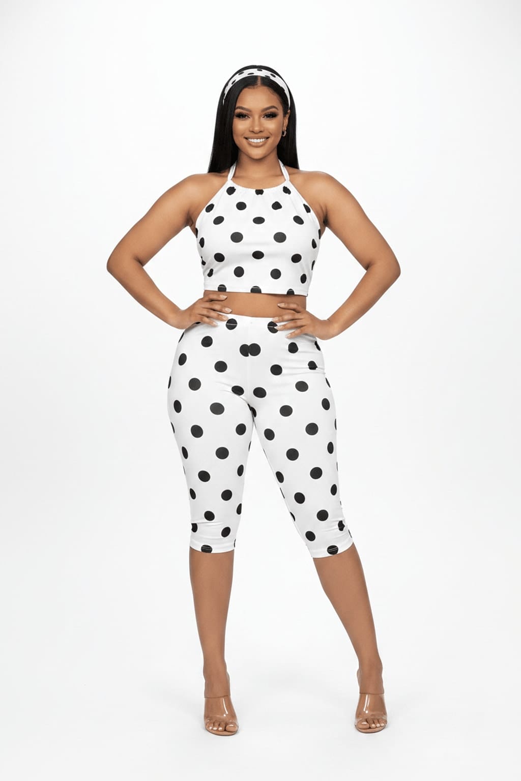 Polka dot jumpsuit front view - Epicplacess