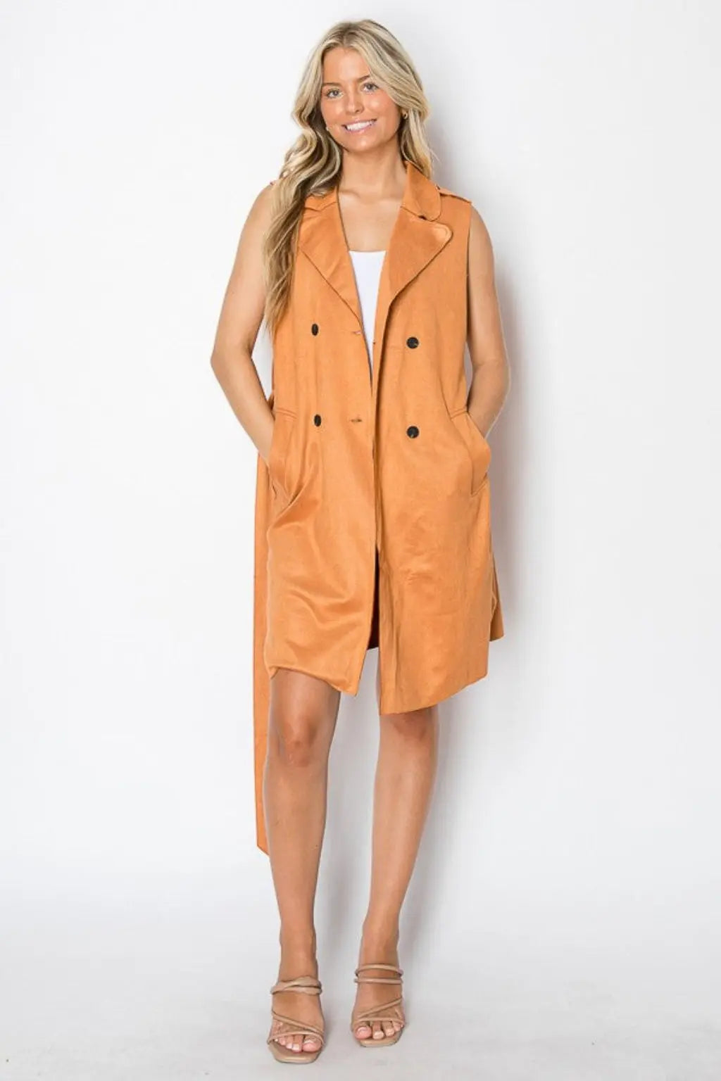 Khaki coat side view - Epicplacess