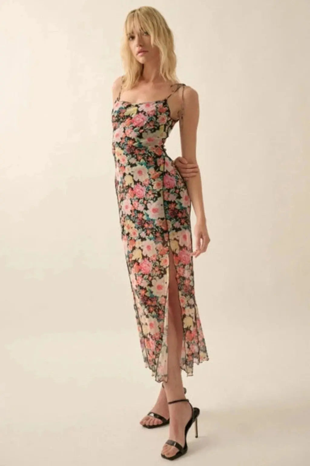 Floral mesh maxi dress front view - Epicplacess