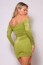 Green dress detail - Epicplacess