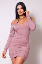 Green mini dress side view - Epicplacess