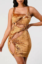 Say Nothing silver velvet dress detail view - Epicplacess