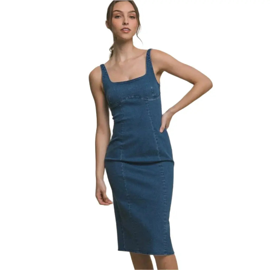 Denim dress detail view - Epicplacess
