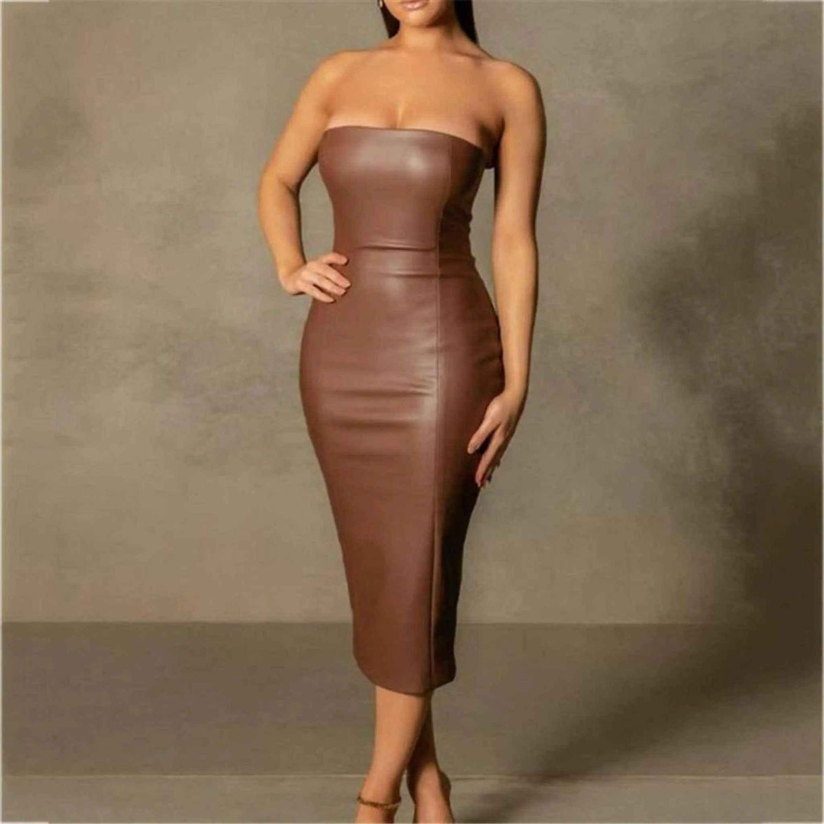 Romance midi dress front view - Epicplacess