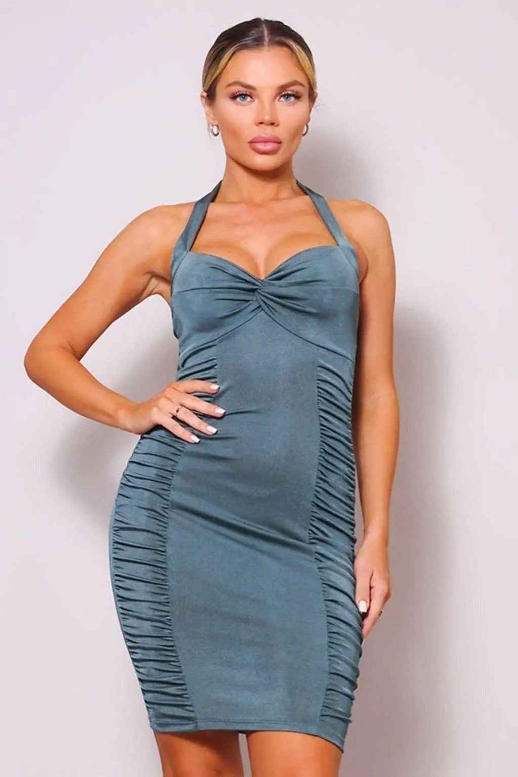 Halter mini dress final view - Epicplacess