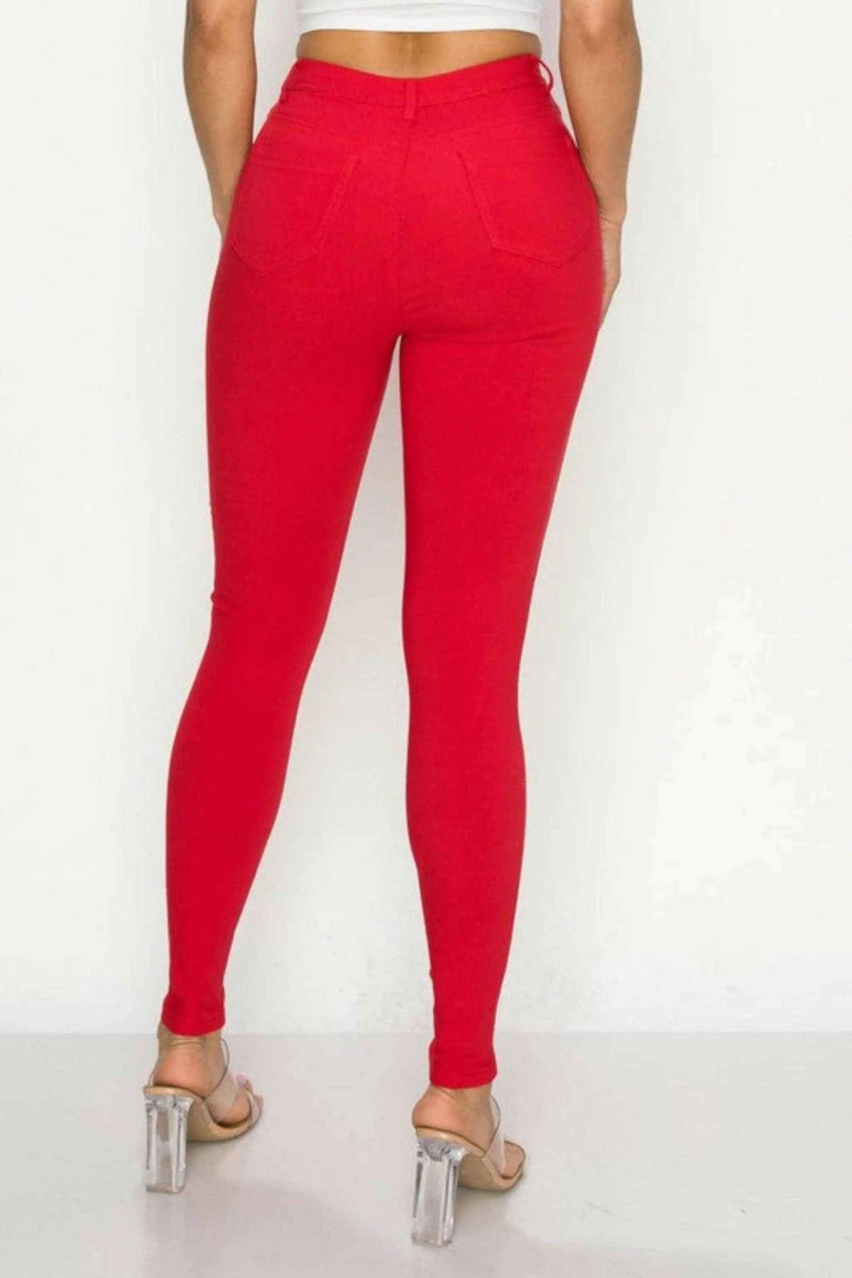 Red jeans front view - Epicplacess