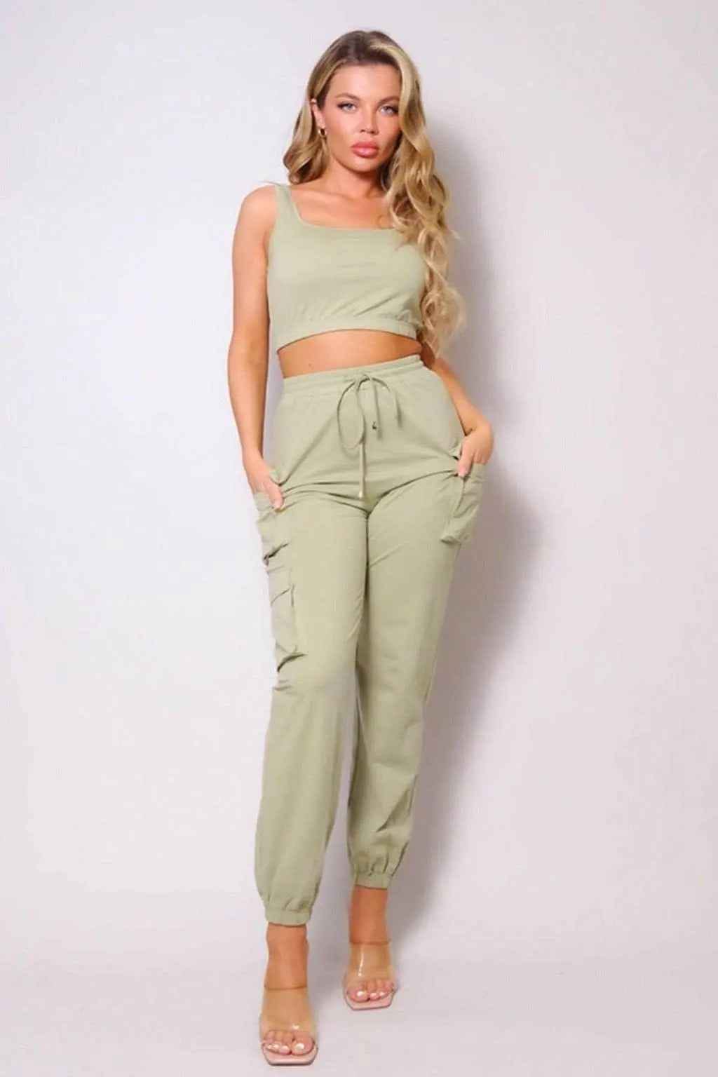 Jogger set front view - Epicplacess