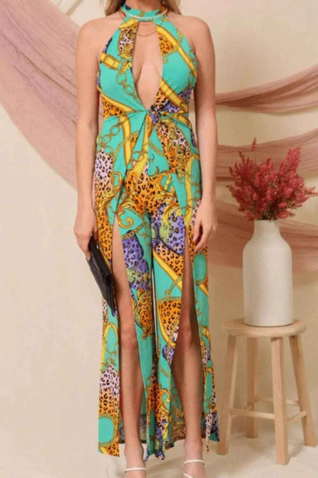 Green jumpsuit outfit view - Epicplacess