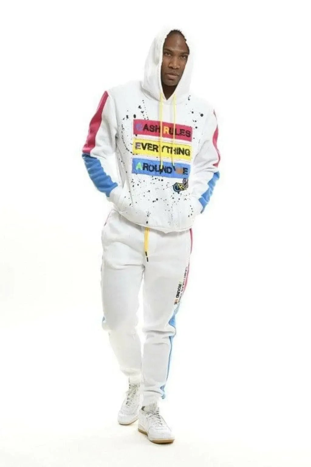 Cream fleece tracksuit front view - Epicplacess