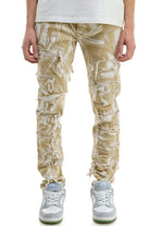 Frayed jeans detail - Epicplacess