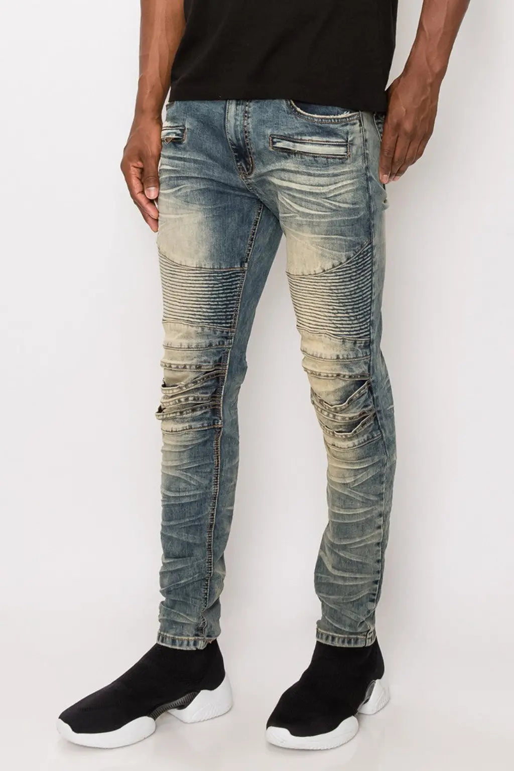 Skinny jeans close detail - Epicplacess