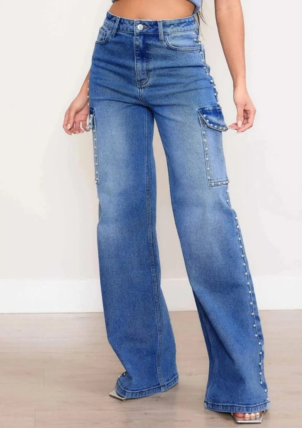 Pearl adorned cargo denim jeans - Epicplacess